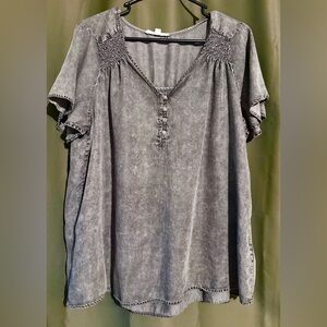 Washed Gray Short Sleeve Women’s Blouse with Button Detail